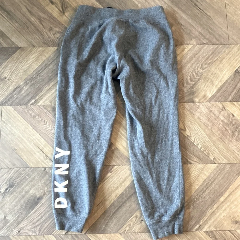 DKNY Sport Jogging Set with Cropped Hoodie - Picture 2 of 4